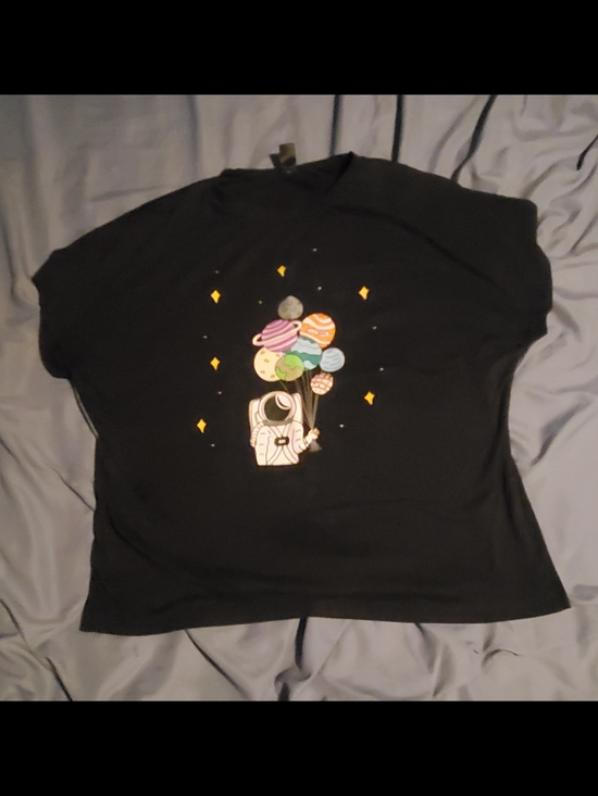 SHEIN Tops - Black Short Sleeve Tee with Astronaut and Planet Balloons